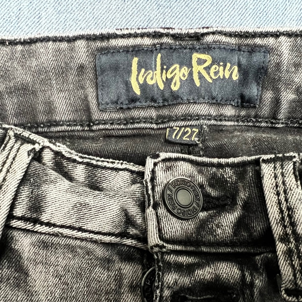 Indigo Rein Womens Gray Acid Wash Distressed High Waist Denim Shorts Size 7/27